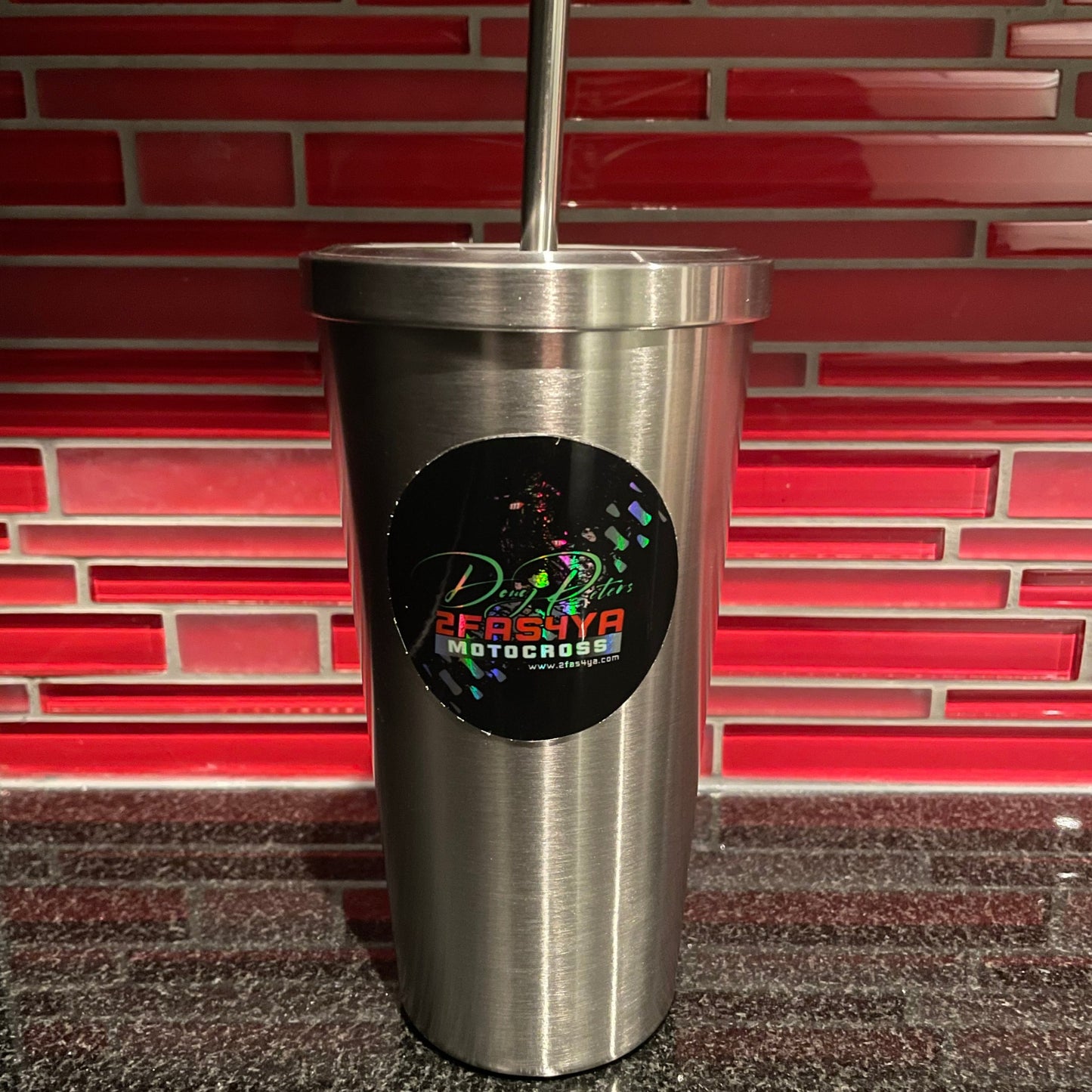 19 oz Tumbler with Straw